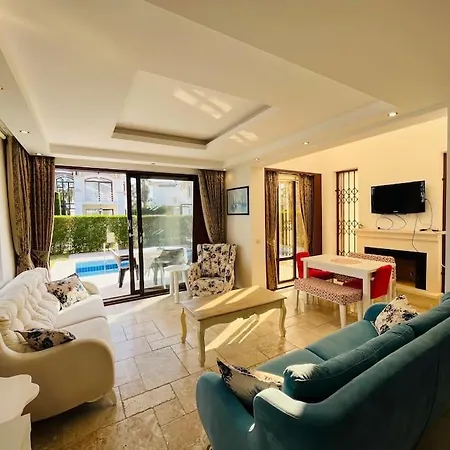 Golf Residance'da Ozel Havuzlu Jakuzili Vlla * Belek